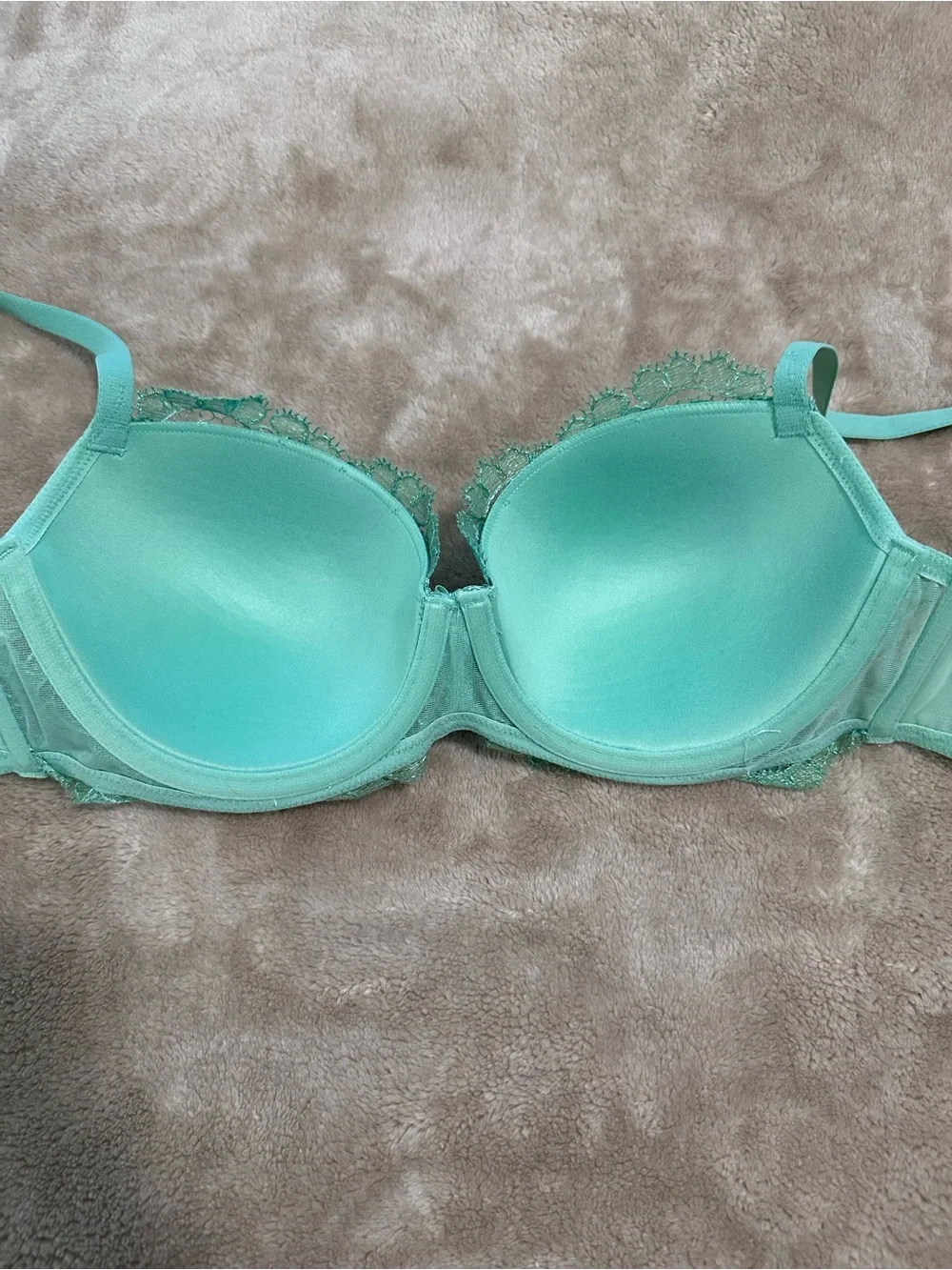 Victoria's Secret Green Mint Lace Bra & Thong Set